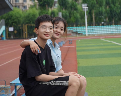 钟美美年龄近况最新消息怎么样了   钟美美父母是干什么的哪里人个人